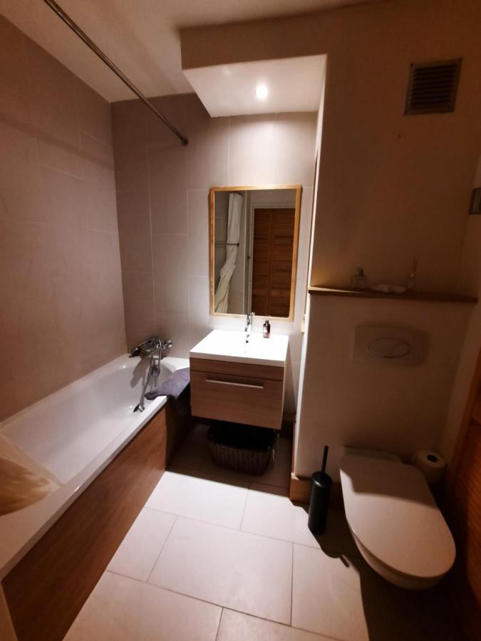 St Catherine - Sweet Home - Bxl - Studio Apartment With City View Брюссель Екстер'єр фото